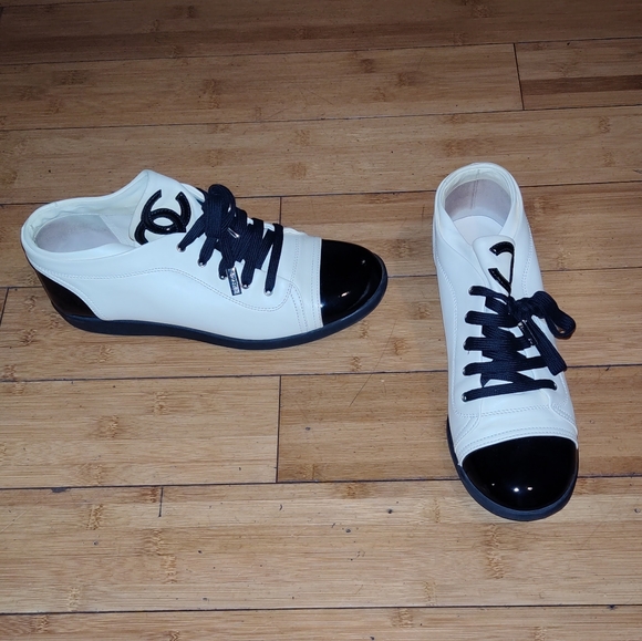 CHANEL Shoes - SALE*CHANEL CAP TOE LACE UP SNEAKER sz 41